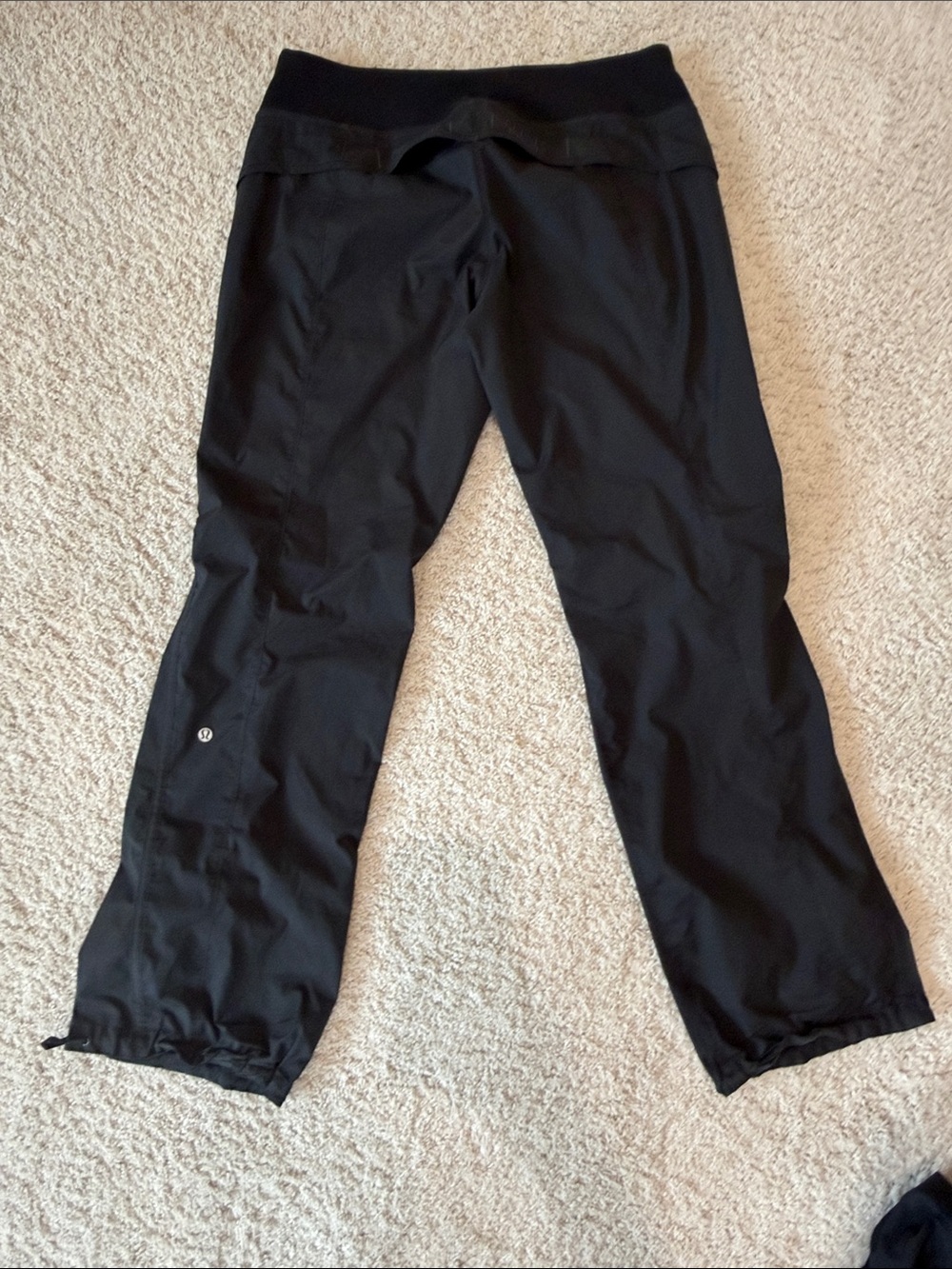 Lululemon Black Dance Studio Pants – Straight Leg / Cinch Hem - size Large